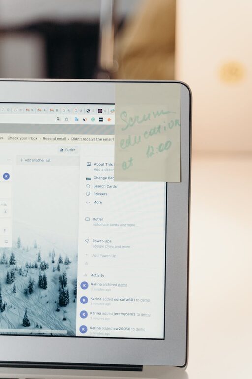 How to Keep Your Emails Under Control: Simple Tips for a Tidy Inbox